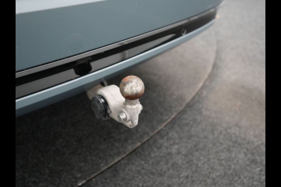 Volvo XC90 T8 Recharge AWD Plus Dark 7 Persoons LONG RANGE PHEV 455pk Dealer O.H. | Trekhaak Af Fabriek | Panodak | Adaptive Cruise | Camera | Harman / Kardon | Lederen Sportstoelen Memory & Verwarmd | Google Assistent | Stuur Verwarmd | Keyless | Blis | 22"L.M | Plug In H