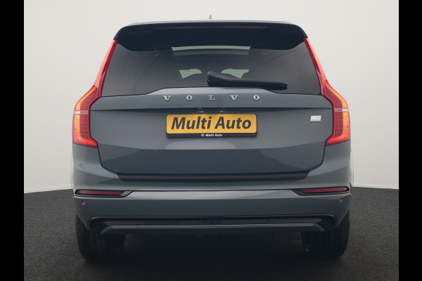 Volvo XC90 T8 Recharge AWD Plus Dark 7 Persoons LONG RANGE PHEV 455pk Dealer O.H. | Trekhaak Af Fabriek | Panodak | Adaptive Cruise | Camera | Harman / Kardon | Lederen Sportstoelen Memory & Verwarmd | Google Assistent | Stuur Verwarmd | Keyless | Blis | 22"L.M | Plug In H