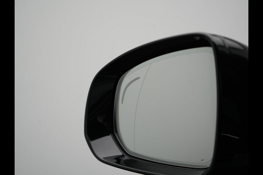 Volvo XC90 T8 Recharge AWD Plus Dark 7 Persoons LONG RANGE PHEV 455pk Dealer O.H. | Trekhaak Af Fabriek | Panodak | Adaptive Cruise | Camera | Harman / Kardon | Lederen Sportstoelen Memory & Verwarmd | Google Assistent | Stuur Verwarmd | Keyless | Blis | 22"L.M | Plug In H
