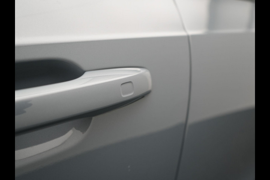 Volvo XC90 T8 Recharge AWD Plus Dark 7 Persoons LONG RANGE PHEV 455pk Dealer O.H. | Trekhaak Af Fabriek | Panodak | Adaptive Cruise | Camera | Harman / Kardon | Lederen Sportstoelen Memory & Verwarmd | Google Assistent | Stuur Verwarmd | Keyless | Blis | 22"L.M | Plug In H