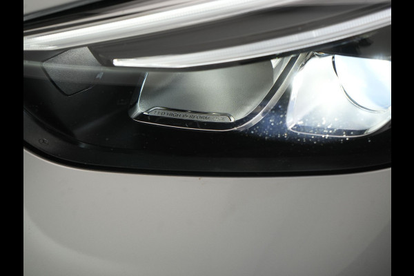 Mercedes-Benz B-Klasse 250 e Progressive PHEV 218pk Dealer O.H. | Panodak | Camera | Sportstoelen Verwarmd | Widescreen Navi | Blis | Apple Carplay | Navigatie | DAB | Plug In Hybrid