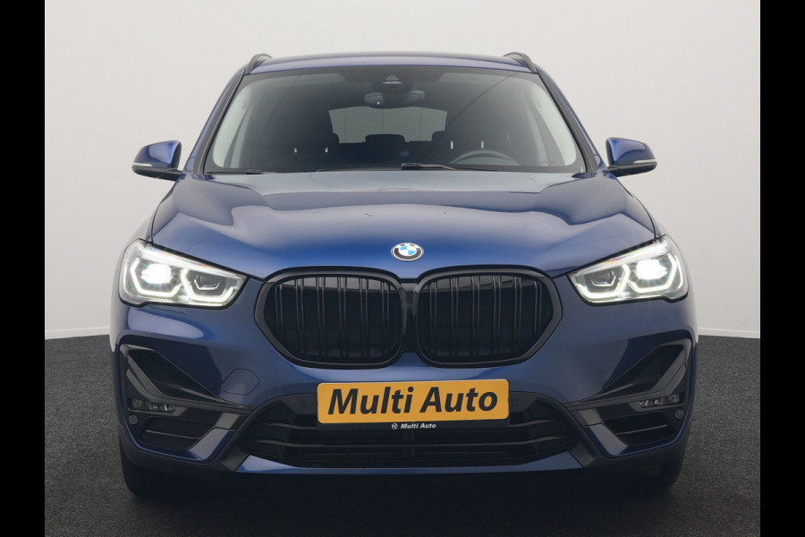 BMW X1 xDrive25e Sportline PHEV 221pk Dealer O.H. | Trekhaak Afn. | Adaptive Cruise | Camera | Sportstoelen Verwarmd | Sfeerverlichting | Keyless | LED Koplampen | Navigatie | DAB | Plug In Hybrid