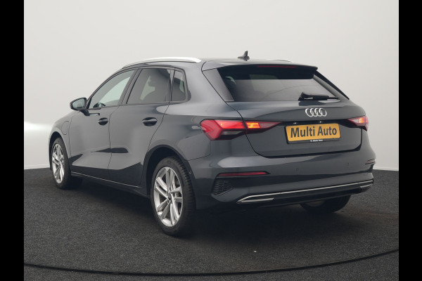 Audi A3 Sportback 40 TFSI e Advanced edition PHEV 204pk Dealer O.H. | Camera | Keyless | Elektr. Verst. Sportstoel Verwarmd | Sfeerverlichting | Apple Carplay | LED Koplampen | Virtual | Navigatie | DAB | Plug In Hybrid