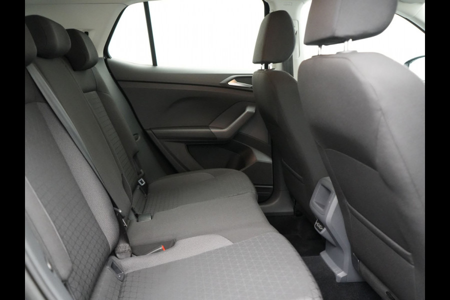 Volkswagen T-Cross 1.0 TSI R-Line 116pk DSG | Adaptive Cruise | Apple Carplay | Voorstoelen Verwarmd | Blis | Virtual Cockpit | Navigatie | DAB |
