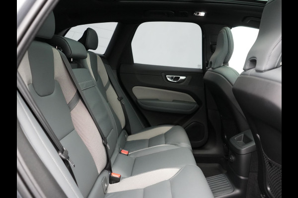Volvo XC60 T6 AWD R-Design PHEV 350pk Dealer O.H. | Panodak | Adaptive Cruise | Camera | Lederen Sportstoelen Memory & Verwarmd | Harman / Kardon | Stuur Verwarmd | 21"L.M | Apple Carplay | Keyless | Blis | Navigatie | DAB | Plug In Hybrid