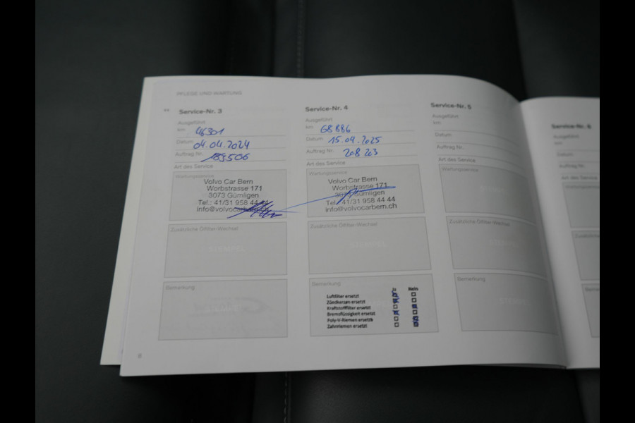 Volvo XC60 T6 AWD R-Design PHEV 350pk Dealer O.H. | Panodak | Adaptive Cruise | Camera | Lederen Sportstoelen Memory & Verwarmd | Harman / Kardon | Stuur Verwarmd | 21"L.M | Apple Carplay | Keyless | Blis | Navigatie | DAB | Plug In Hybrid