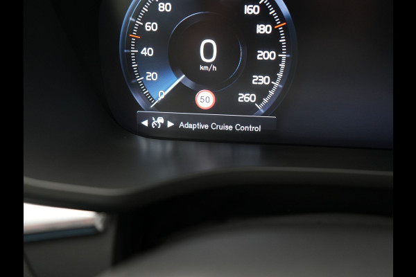 Volvo XC60 T6 AWD R-Design PHEV 350pk Dealer O.H. | Panodak | Adaptive Cruise | Camera | Lederen Sportstoelen Memory & Verwarmd | Harman / Kardon | Stuur Verwarmd | 21"L.M | Apple Carplay | Keyless | Blis | Navigatie | DAB | Plug In Hybrid