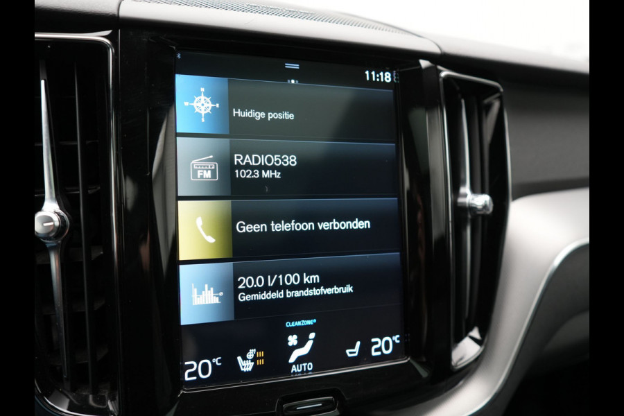 Volvo XC60 T6 AWD R-Design PHEV 350pk Dealer O.H. | Panodak | Adaptive Cruise | Camera | Lederen Sportstoelen Memory & Verwarmd | Harman / Kardon | Stuur Verwarmd | 21"L.M | Apple Carplay | Keyless | Blis | Navigatie | DAB | Plug In Hybrid