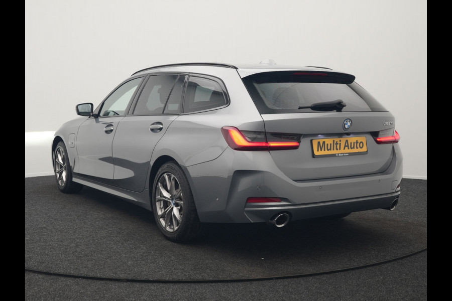 BMW 3 Serie Touring 320e Sportline FACELIFT PHEV Dealer O.H | Panodak | Widescreen Navi | Harman Kardon | Camera | Keyless | Stuurverwarming | Apple Carplay | BLIS | Plug In Hybrid