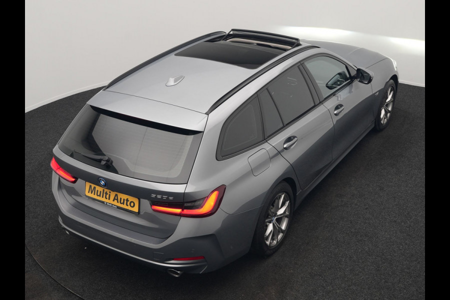 BMW 3 Serie Touring 320e Sportline FACELIFT PHEV Dealer O.H | Panodak | Widescreen Navi | Harman Kardon | Camera | Keyless | Stuurverwarming | Apple Carplay | BLIS | Plug In Hybrid