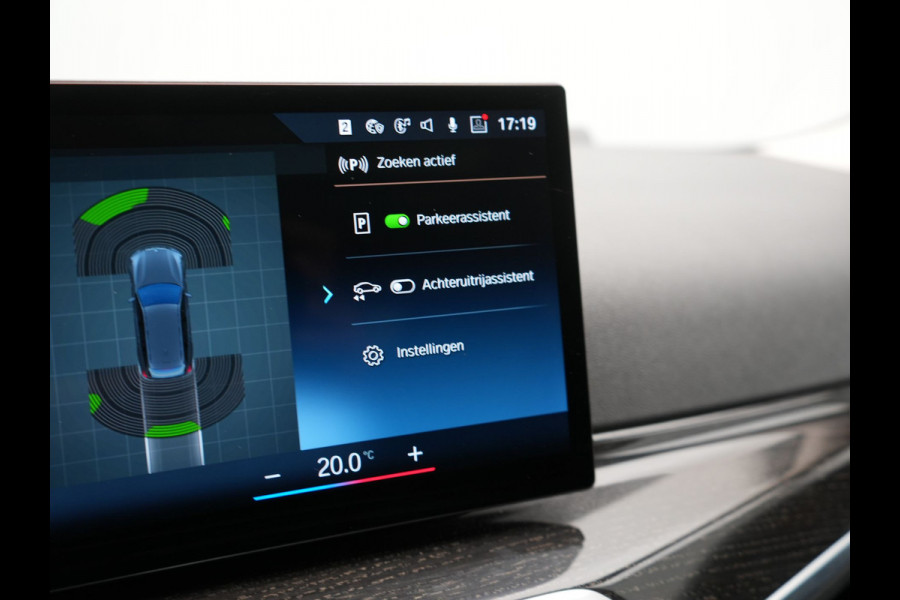 BMW 3 Serie Touring 320e Sportline FACELIFT PHEV Dealer O.H | Panodak | Widescreen Navi | Harman Kardon | Camera | Keyless | Stuurverwarming | Apple Carplay | BLIS | Plug In Hybrid