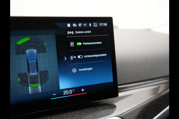 BMW 3 Serie Touring 320e Sportline FACELIFT PHEV Dealer O.H | Panodak | Widescreen Navi | Harman Kardon | Camera | Keyless | Stuurverwarming | Apple Carplay | BLIS | Plug In Hybrid