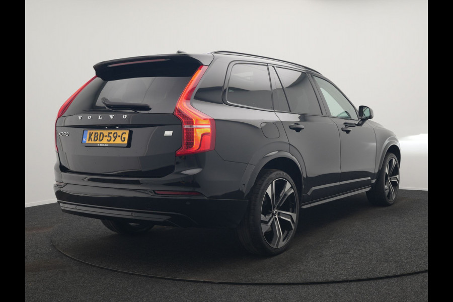 Volvo XC90 T8 Recharge AWD Ultimate Dark PHEV LONG RANGE 455pk 7 Persoons | Trekhaak af Fabriek | Panodak | Adaptive Cruise | 360 Camera | 22"L.M | Head Up | Google Maps | Pilot Assist | Harmand Kardon | Stuurverwarming | Plug In Hybrid