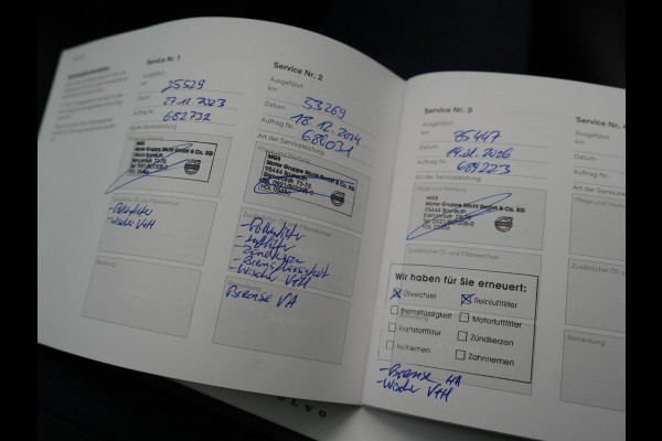 Volvo XC90 T8 Recharge AWD Ultimate Dark PHEV LONG RANGE 455pk 7 Persoons | Trekhaak af Fabriek | Panodak | Adaptive Cruise | 360 Camera | 22"L.M | Head Up | Google Maps | Pilot Assist | Harmand Kardon | Stuurverwarming | Plug In Hybrid