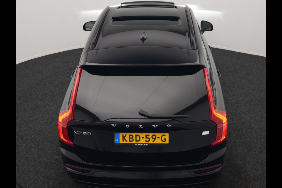 Volvo XC90 T8 Recharge AWD Ultimate Dark PHEV LONG RANGE 455pk 7 Persoons | Trekhaak af Fabriek | Panodak | Adaptive Cruise | 360 Camera | 22"L.M | Head Up | Google Maps | Pilot Assist | Harmand Kardon | Stuurverwarming | Plug In Hybrid