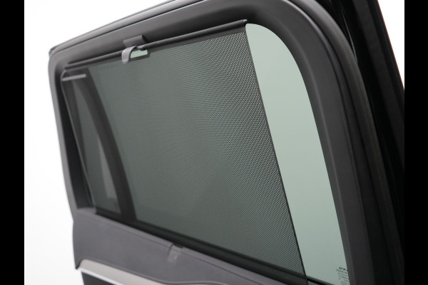 Volvo XC90 T8 Recharge AWD Ultimate Dark PHEV LONG RANGE 455pk 7 Persoons | Trekhaak af Fabriek | Panodak | Adaptive Cruise | 360 Camera | 22"L.M | Head Up | Google Maps | Pilot Assist | Harmand Kardon | Stuurverwarming | Plug In Hybrid