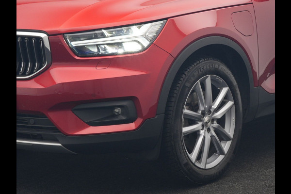 Volvo XC40 T5 Recharge Inscription PHEV 262pk Dealer O.H | Trekhaak af Fabriek | Panodak | Adaptive Cruise | Lederen Sportstoelen Verwarmd | 19"L.M | Camera | Keyless | Apple Carplay | Plug In Hybrid