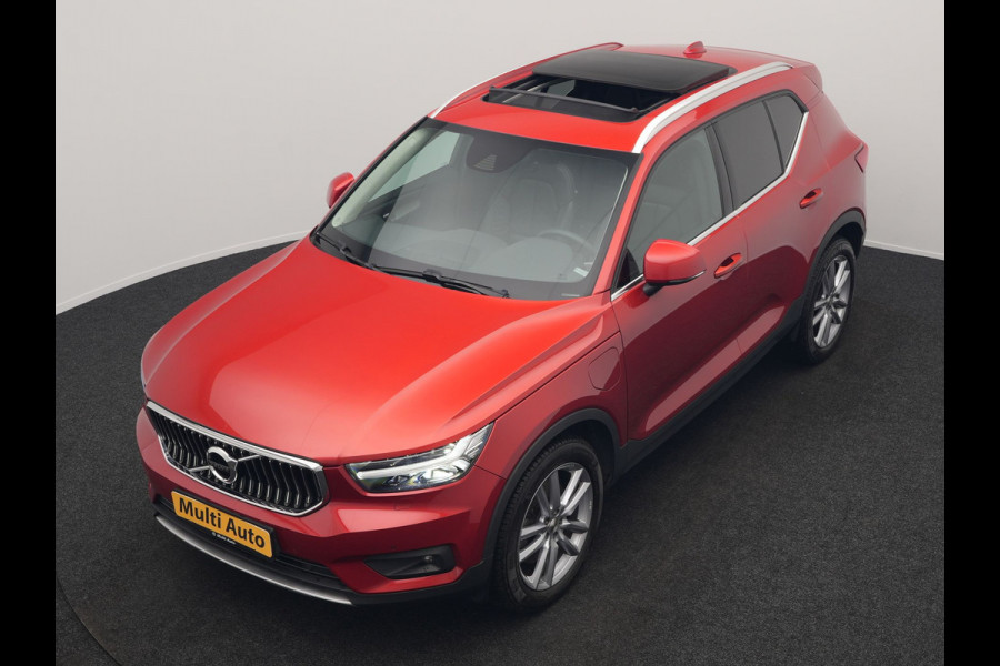 Volvo XC40 T5 Recharge Inscription PHEV 262pk Dealer O.H | Trekhaak af Fabriek | Panodak | Adaptive Cruise | Lederen Sportstoelen Verwarmd | 19"L.M | Camera | Keyless | Apple Carplay | Plug In Hybrid