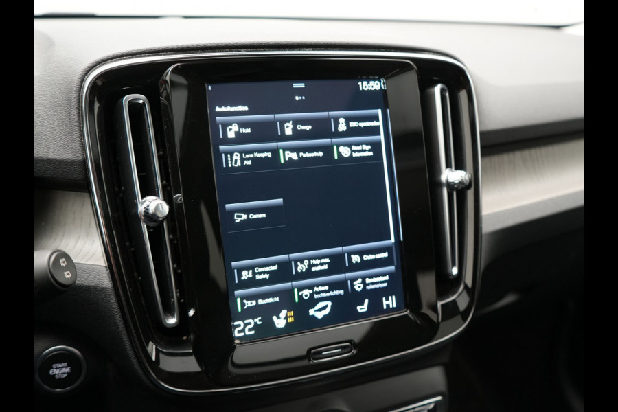 Volvo XC40 T5 Recharge Inscription PHEV 262pk Dealer O.H | Trekhaak af Fabriek | Panodak | Adaptive Cruise | Lederen Sportstoelen Verwarmd | 19"L.M | Camera | Keyless | Apple Carplay | Plug In Hybrid