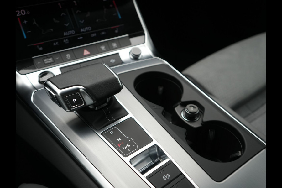 Audi A6 Avant 50 TFSI e Quattro S Line PHEV 300pk Dealer O.H. | Trekhaak Af Fabriek | Adaptive Cruise | Head Up | 360 Camera | Alcantara Sportstoelen Verwarmd | Stuur Verwarmd | Apple Carplay | Navigatie | Virtual | DAB | Plug In Hybrid