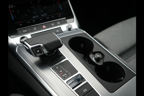Audi A6 Avant 50 TFSI e Quattro S Line PHEV 300pk Dealer O.H. | Trekhaak Af Fabriek | Adaptive Cruise | Head Up | 360 Camera | Alcantara Sportstoelen Verwarmd | Stuur Verwarmd | Apple Carplay | Navigatie | Virtual | DAB | Plug In Hybrid