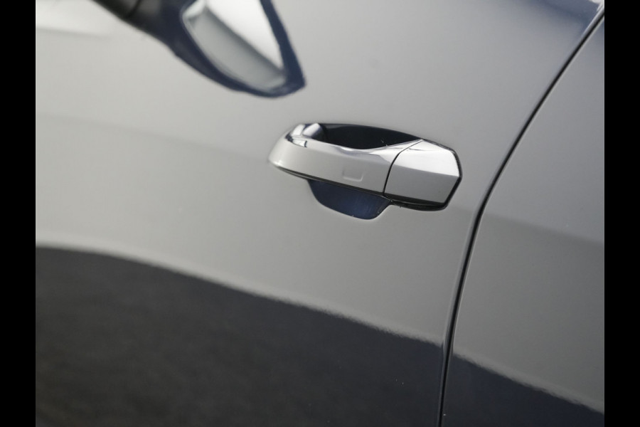Audi A6 Avant 50 TFSI e Quattro S Line PHEV 300pk Dealer O.H. | Trekhaak Af Fabriek | Adaptive Cruise | Head Up | 360 Camera | Alcantara Sportstoelen Verwarmd | Stuur Verwarmd | Apple Carplay | Navigatie | Virtual | DAB | Plug In Hybrid