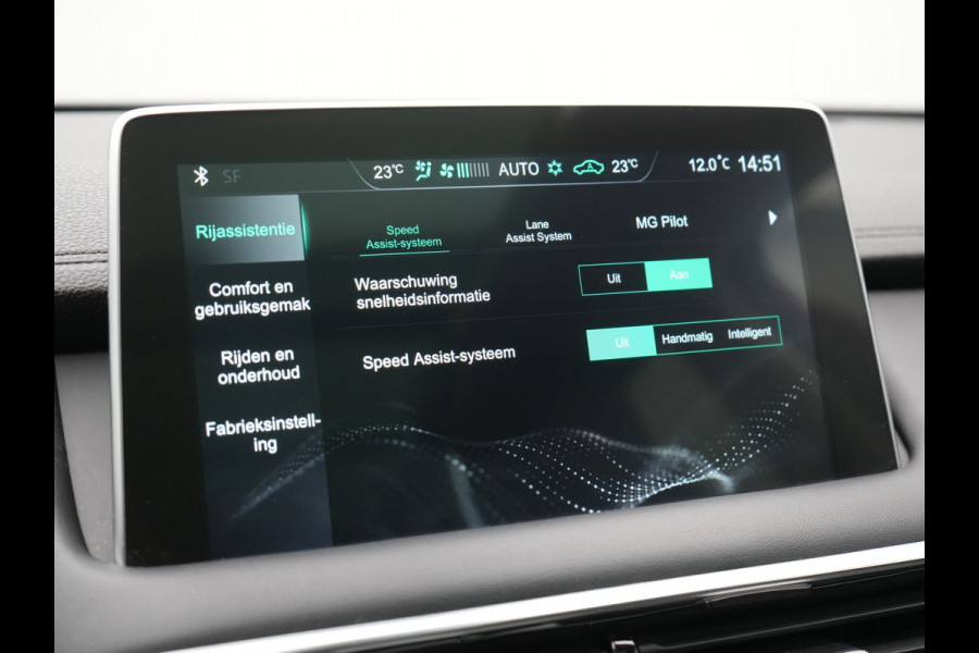 MG EHS 1.5 TGDI Luxury PHEV 258pk | Panodak | Adaptive Cruise | 360 Camera | Lederen Sportstoelen Verwarmd | Sfeerverlichting | Keyless | Apple Carplay | Blis | Navigatie | Virtual | DAB | Plug In Hybrid