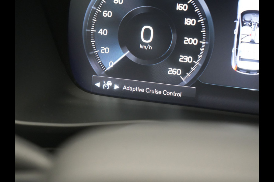 Volvo XC40 T4 Plus Bright PHEV 211pk Dealer O.H. | Adaptive Cruise | Camera | Sportstoelen Memory & Verwarmd | Harman / Kardon | Stuur Verwarmd | Apple Carplay | Keyless | Navigatie | DAB | Plug In Hybrid