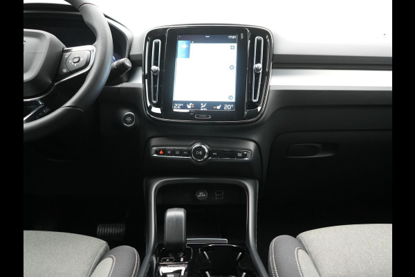 Volvo XC40 T4 Plus Bright PHEV 211pk Dealer O.H. | Adaptive Cruise | Camera | Sportstoelen Memory & Verwarmd | Harman / Kardon | Stuur Verwarmd | Apple Carplay | Keyless | Navigatie | DAB | Plug In Hybrid