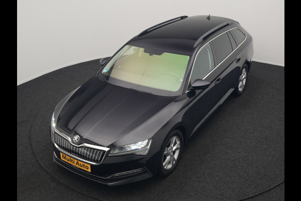 Škoda Superb Combi 1.4 TSI iV Business Edition PHEV 218pk Dealer O.H | Trekhaak af Fabriek | Crystal LED | Keyless | Apple Carplay | Sportstoelen Verwarmd | Cruise Control | 17"L.M | Plug In Hybrid