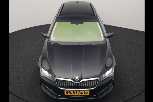 Škoda Superb Combi 1.4 TSI iV Business Edition PHEV 218pk Dealer O.H | Trekhaak af Fabriek | Crystal LED | Keyless | Apple Carplay | Sportstoelen Verwarmd | Cruise Control | 17"L.M | Plug In Hybrid
