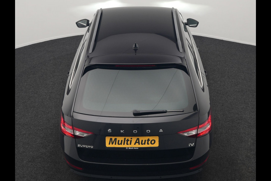 Škoda Superb Combi 1.4 TSI iV Business Edition PHEV 218pk Dealer O.H | Trekhaak af Fabriek | Crystal LED | Keyless | Apple Carplay | Sportstoelen Verwarmd | Cruise Control | 17"L.M | Plug In Hybrid