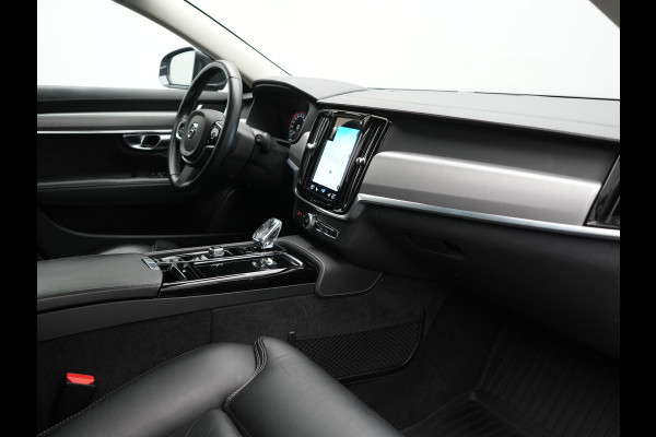 Volvo V90 T8 AWD Inscription PHEV 394pk Dealer O.H | Trekhaak af Fabriek | Panodak | Adaptive Cruise | Luxe Lederen Sportstoelen Memory | Pilot Assist | Camera | 19 "L.M | Apple Carplay | Plug In Hybrid