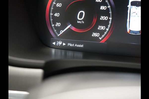 Volvo V90 T8 AWD Inscription PHEV 394pk Dealer O.H | Trekhaak af Fabriek | Panodak | Adaptive Cruise | Luxe Lederen Sportstoelen Memory | Pilot Assist | Camera | 19 "L.M | Apple Carplay | Plug In Hybrid