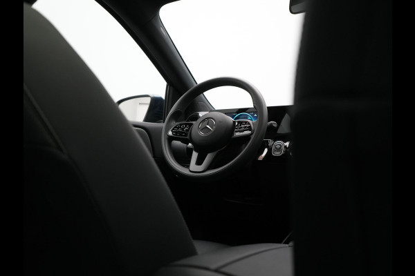 Mercedes-Benz B-Klasse 250 e PHEV 218pk Dealer O.H | Panodak | Camera | Multibeam LED | Parkassist | Stoelverwarming | Navi Full Map | 17"L.M | Climate Control | Plug In Hybrid