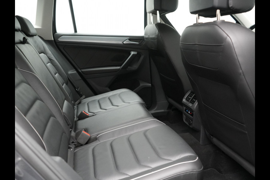 Volkswagen Tiguan 1.4 TSI eHybrid Life PHEV 245pk | Adaptive Cruise | Lederen Sportstoelen Memory & Verwarmd | Stuur Verwarmd | Virtual Cockpit | Navigatie | DAB | Plug In Hybrid