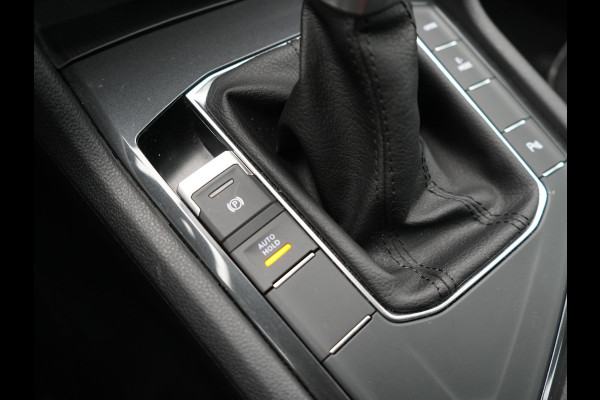 Volkswagen Tiguan 1.4 TSI eHybrid Life PHEV 245pk | Adaptive Cruise | Lederen Sportstoelen Memory & Verwarmd | Stuur Verwarmd | Virtual Cockpit | Navigatie | DAB | Plug In Hybrid