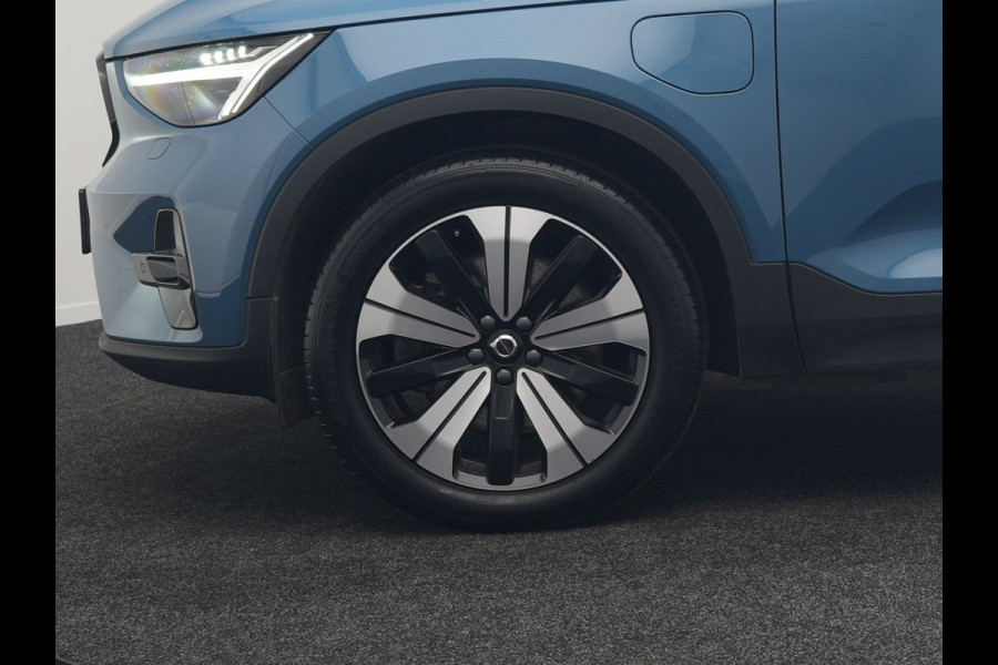 Volvo XC40 T5 Ultimate Dark PHEV 263pk Dealer O.H. | Panodak | Adaptive Cruise | 360 Camera | Harman / Kardon | Alcantara Sportstoelen Memory & Verwarmd | Stuur Verwarmd | Apple Carplay | Keyless | Virtual | Navigatie | DAB | Plug In Hybrid