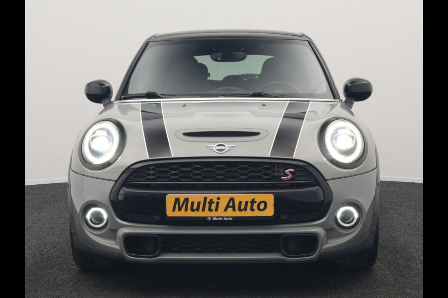 MINI Mini 2.0 Cooper S Chili 192pk 5 Deurs | Apple Carplay | Sportstoelen Verwarmd | Union Jack Achterlichten | 17"L.M | LED Koplampen | Navigatie Full Map | DAB | Cruise Control |