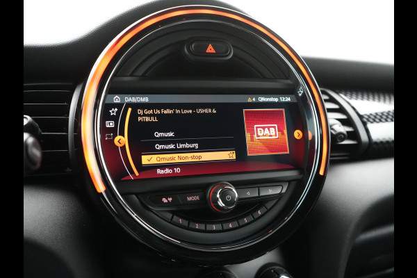 MINI Mini 2.0 Cooper S Chili 192pk 5 Deurs | Apple Carplay | Sportstoelen Verwarmd | Union Jack Achterlichten | 17"L.M | LED Koplampen | Navigatie Full Map | DAB | Cruise Control |