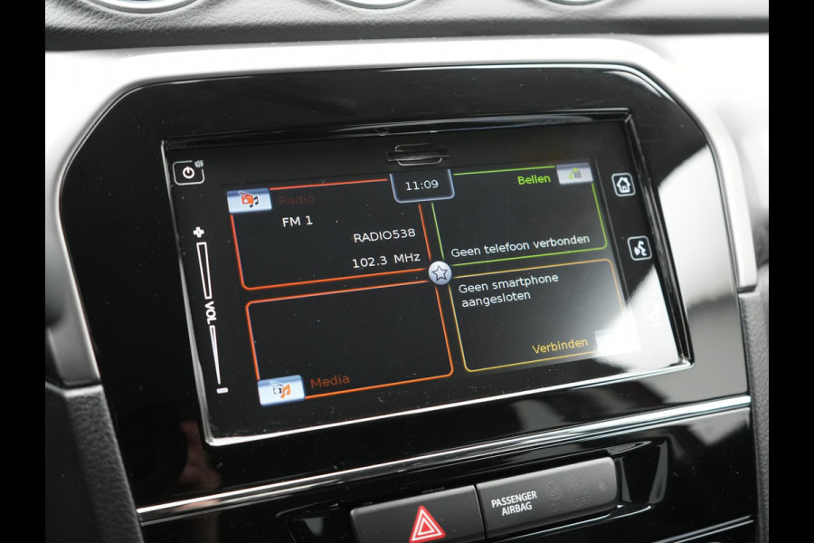 Suzuki Vitara 1.5 Hybrid Select Automaat Dealer O.H 15.055 KM | Adaptive Cruise | Keyless | LED Koplampen | Stoelverwarming | Camera | Apple Carplay | 17"L.M |