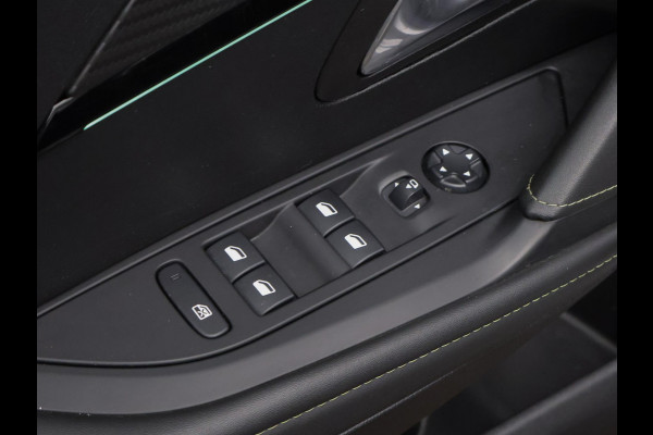 Peugeot 208 1.2 PureTech GT-line (APPLE CARPLAY,CAMERA,LED,NAVI,CRUISE,CLIMATE,SPORTSTOELEN,GETINT,LM VELGEN,NETTESTAAT)