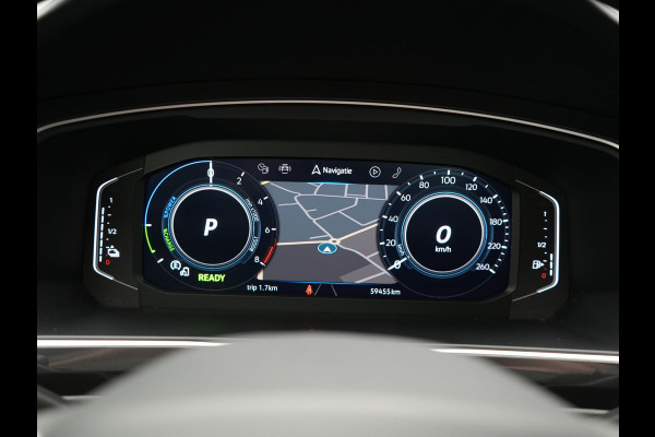 Volkswagen Tiguan 1.4 eHybrid PHEV 245pk Dealer O.H. | Adaptive Cruise | 360 Camera | IQ Light | Voorstoelen & Stuur Verwarmd | Sfeerverlichting | Apple Carplay | Virtual | Keyless | Blis | Navigatie | DAB | Plug In Hybrid