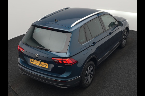Volkswagen Tiguan 1.4 eHybrid PHEV 245pk Dealer O.H. | Adaptive Cruise | 360 Camera | IQ Light | Voorstoelen & Stuur Verwarmd | Sfeerverlichting | Apple Carplay | Virtual | Keyless | Blis | Navigatie | DAB | Plug In Hybrid