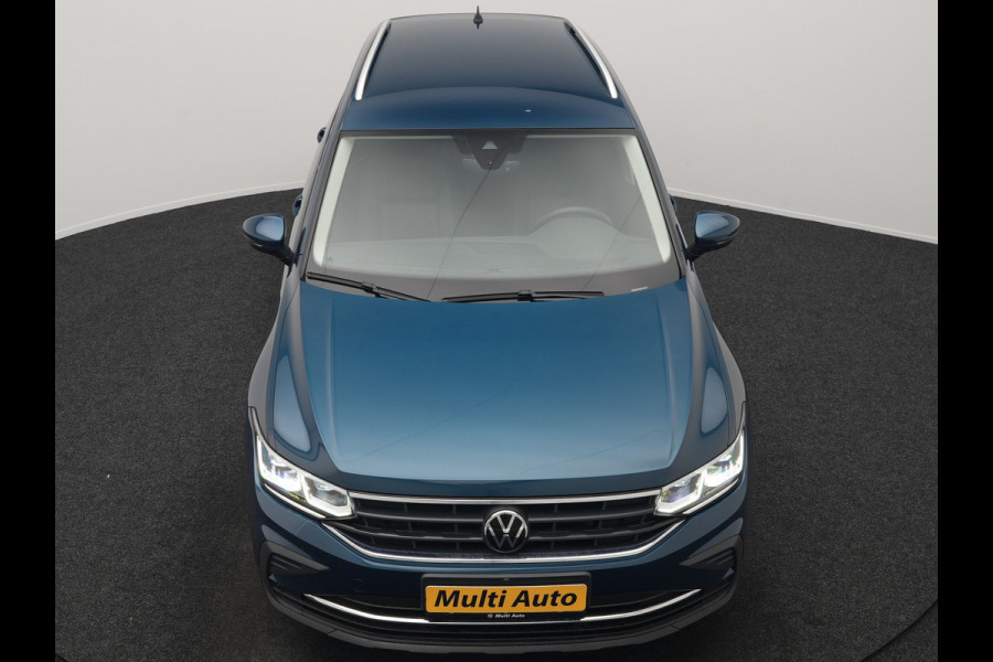Volkswagen Tiguan 1.4 eHybrid PHEV 245pk Dealer O.H. | Adaptive Cruise | 360 Camera | IQ Light | Voorstoelen & Stuur Verwarmd | Sfeerverlichting | Apple Carplay | Virtual | Keyless | Blis | Navigatie | DAB | Plug In Hybrid