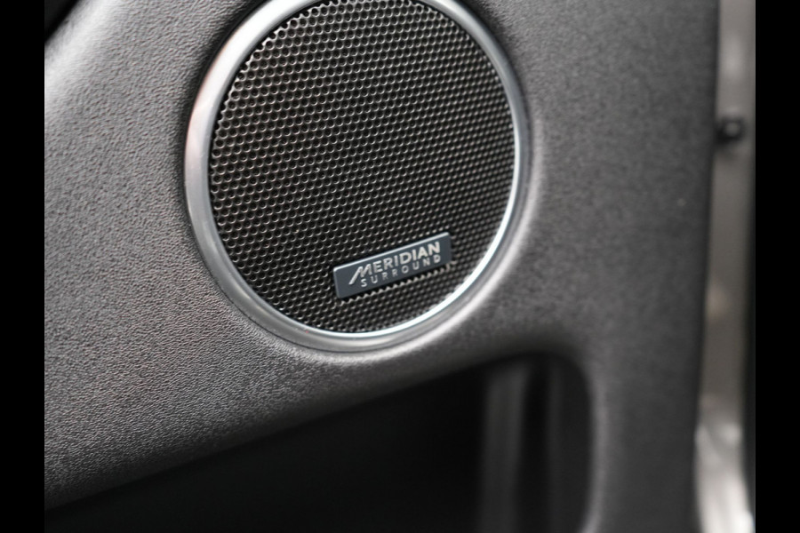 Land Rover Discovery Sport P300e R-Dynamic HSE PHEV 300pk Dealer O.H. | Trekhaak Af Fabriek | Adaptive Cruise | Meridian Audio | Camera | Lederen Sportstoelen Memory & Verwarmd | 20"L.M | Matrix LED | Apple Carplay | Keyless | Stuur Verwarmd | Blis | Plug In Hy