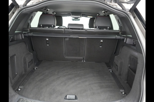 Land Rover Discovery Sport P300e R-Dynamic HSE PHEV 300pk Dealer O.H. | Trekhaak Af Fabriek | Adaptive Cruise | Meridian Audio | Camera | Lederen Sportstoelen Memory & Verwarmd | 20"L.M | Matrix LED | Apple Carplay | Keyless | Stuur Verwarmd | Blis | Plug In Hy