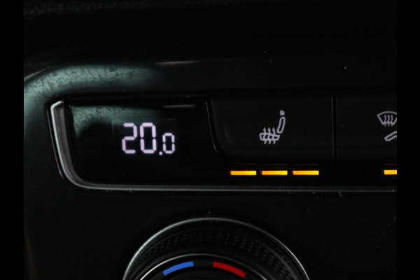 Volkswagen Tiguan 1.4 TSI R Line | Panoramadak | Stoelverwarming | LED Plus | Trekhaak | Camera | Keyless | 20'' | Adaptive cruise | Virtual Cockpit | Navigatie | Park Assist | DAB | Climate control | Getint glas