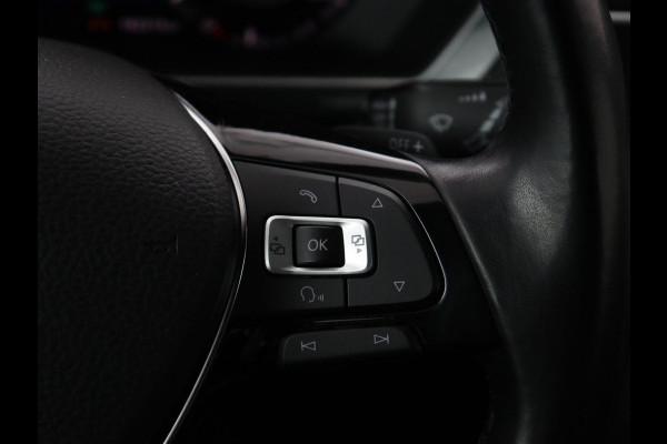 Volkswagen Tiguan 1.4 TSI R Line | Panoramadak | Stoelverwarming | LED Plus | Trekhaak | Camera | Keyless | 20'' | Adaptive cruise | Virtual Cockpit | Navigatie | Park Assist | DAB | Climate control | Getint glas