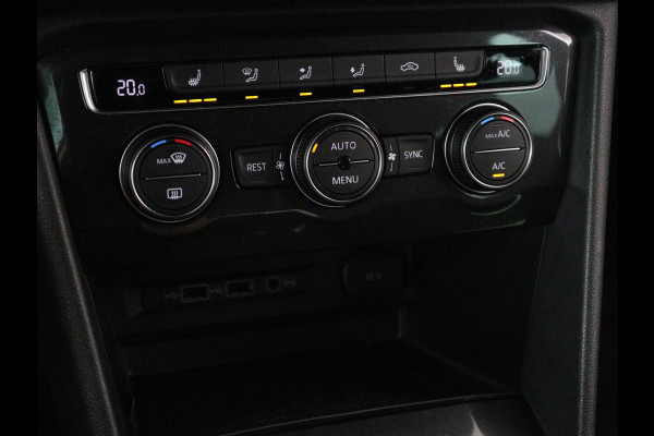 Volkswagen Tiguan 1.4 TSI R Line | Panoramadak | Stoelverwarming | LED Plus | Trekhaak | Camera | Keyless | 20'' | Adaptive cruise | Virtual Cockpit | Navigatie | Park Assist | DAB | Climate control | Getint glas